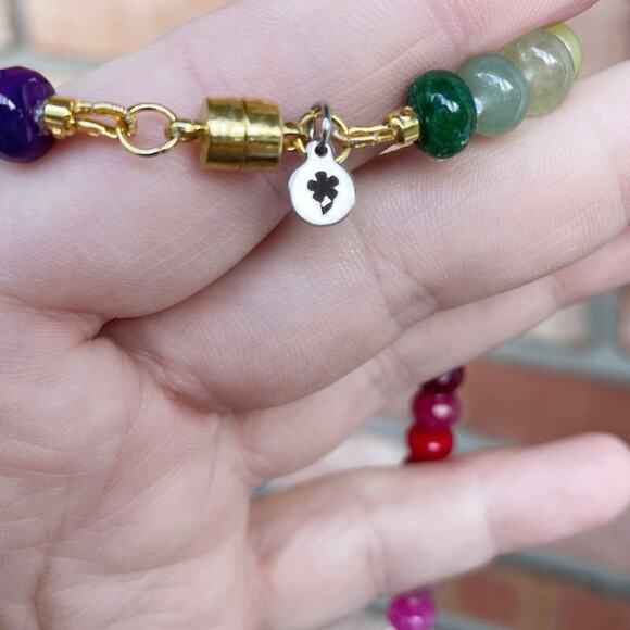 NWT, Artisan Ombre Rainbow Gemstone Necklace, Gold Tone Magnetic Clasp, 18.5" - Picture 4 of 6